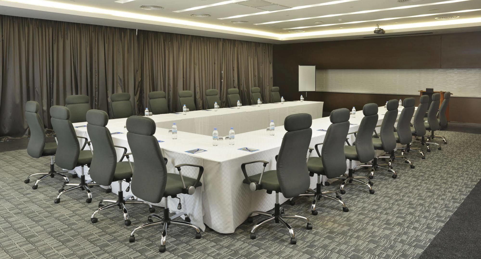 Ubumwe Grande Hotel Kigali Esterno foto